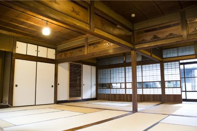 築年数が古い家屋のシロアリ駆除を検討する